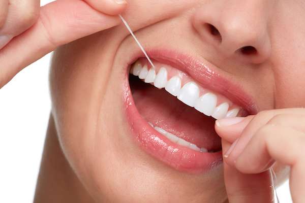 Cleaning Tips From a General Dentist from Vegas Smiles in Las Vegas, NV